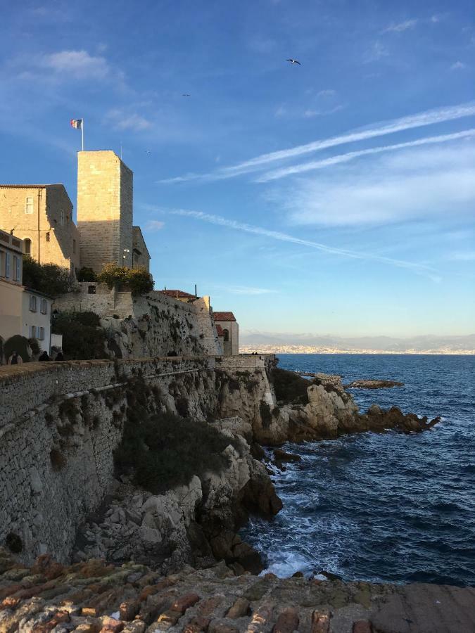 Superb One-Bedroom Apartment - Stayinantibes- Picasso 1 ภายนอก รูปภาพ